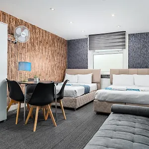 Whitechapel Grand Apartament