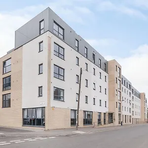 Beaverbank Place - Campus Daire